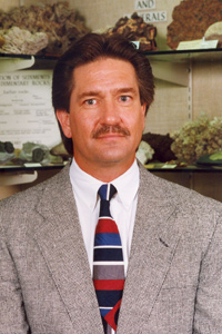 Lee E. Blodgett